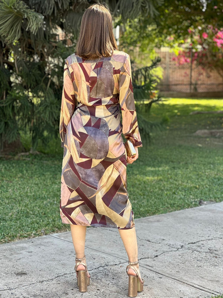 GEOMETRIC ELEGANCE